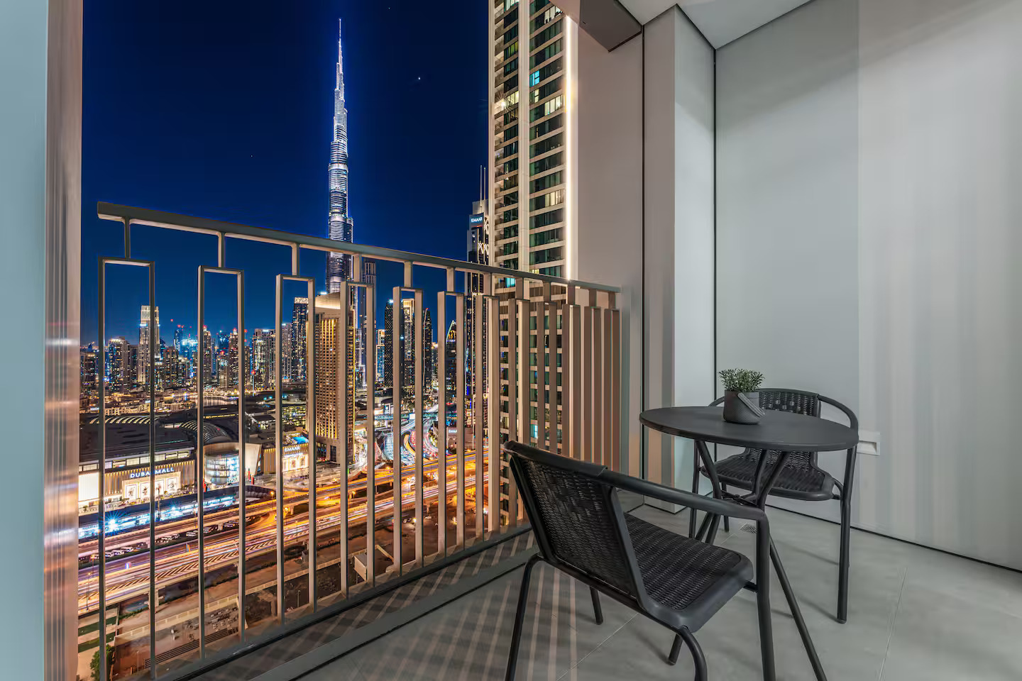 Bedroom with stunning Burj Khalifa night view